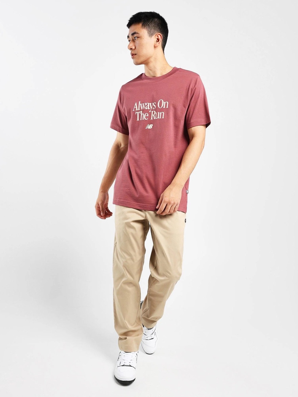 New Balance Men’s Burgundy Cream Sports Essential Run Slogan Short Sleeve Tee - Picture 7 of 15